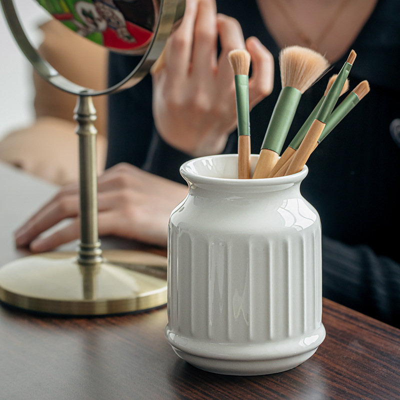 Embossed storage tank chopstic - Food Good Snacks review and price